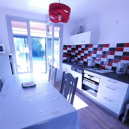Holiday home La Maison De Famille - Les Gites De La Cote D'amour *